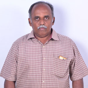 Dr.N.Kumaresan
