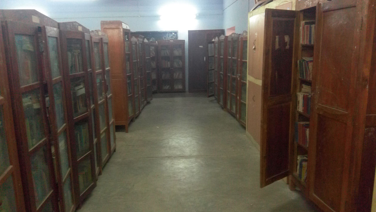 library-stack-room
